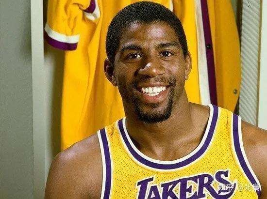 2026年3月9日外交部发言人郭嘉昆主持例行记者会 2026年3月9日外交部发言人郭嘉昆主持例行记者会