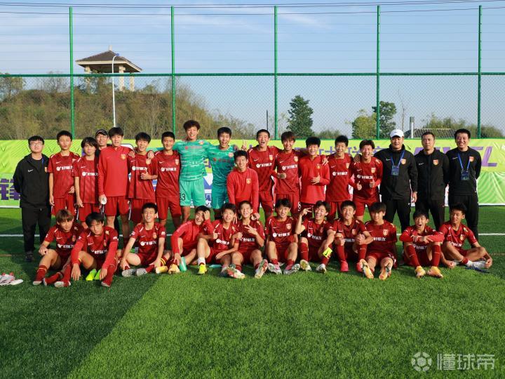 莫尔德vs华沙军团，比分背后的足球哲学与悬念解析？