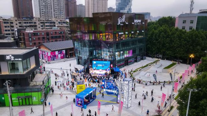 昨日状态略显不佳,今日状态已调整带来比赛:澳超 珀斯VS墨尔本城 昨日状态略显不佳,今日状态已调整带来比赛:澳超 珀斯VS墨尔本城